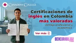 Banner con un hombre joven sosteniendo dos certificados en una oficina junto al texto Certificaciones de inglés en Colombia más valoradas.