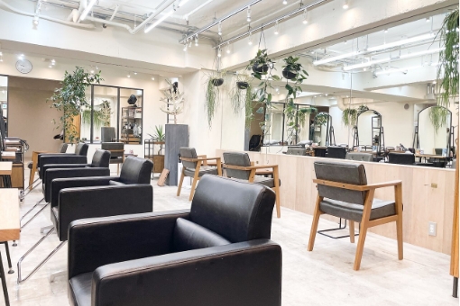 サロン風景写真