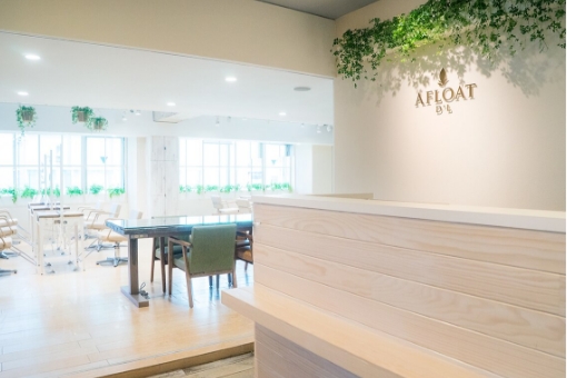 サロン風景写真