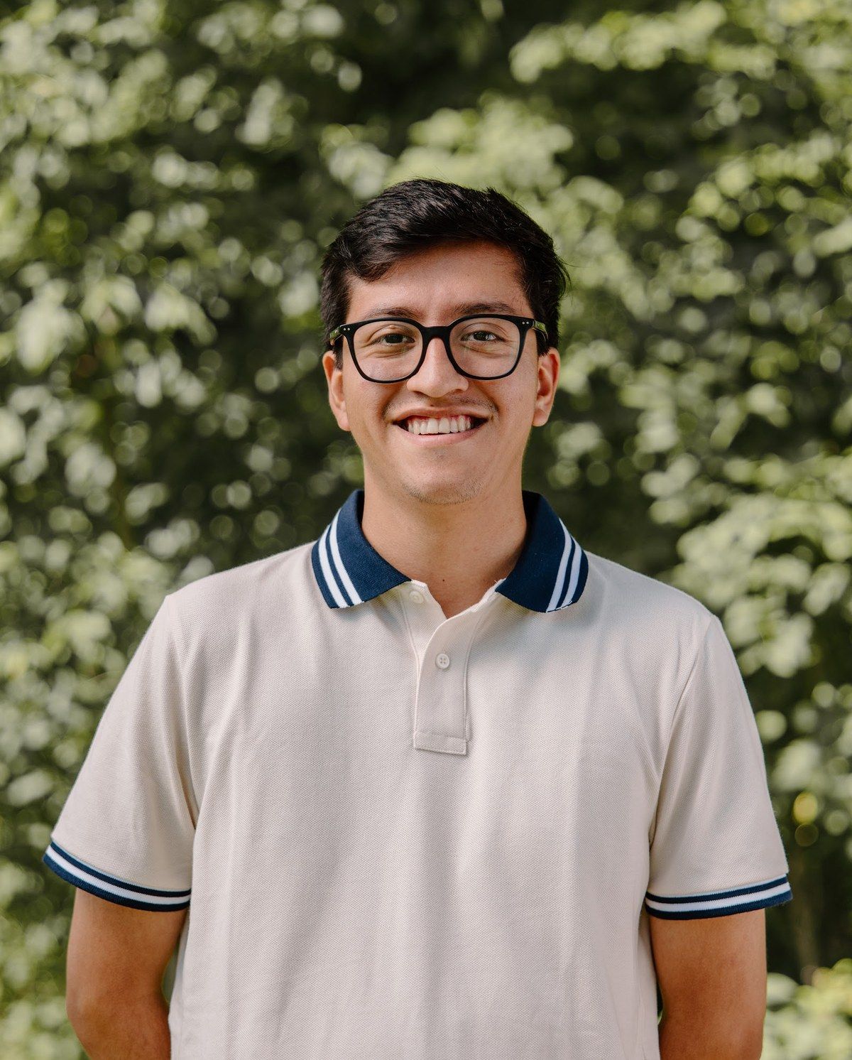 Leo Ampuero, Damascus Worship Associate