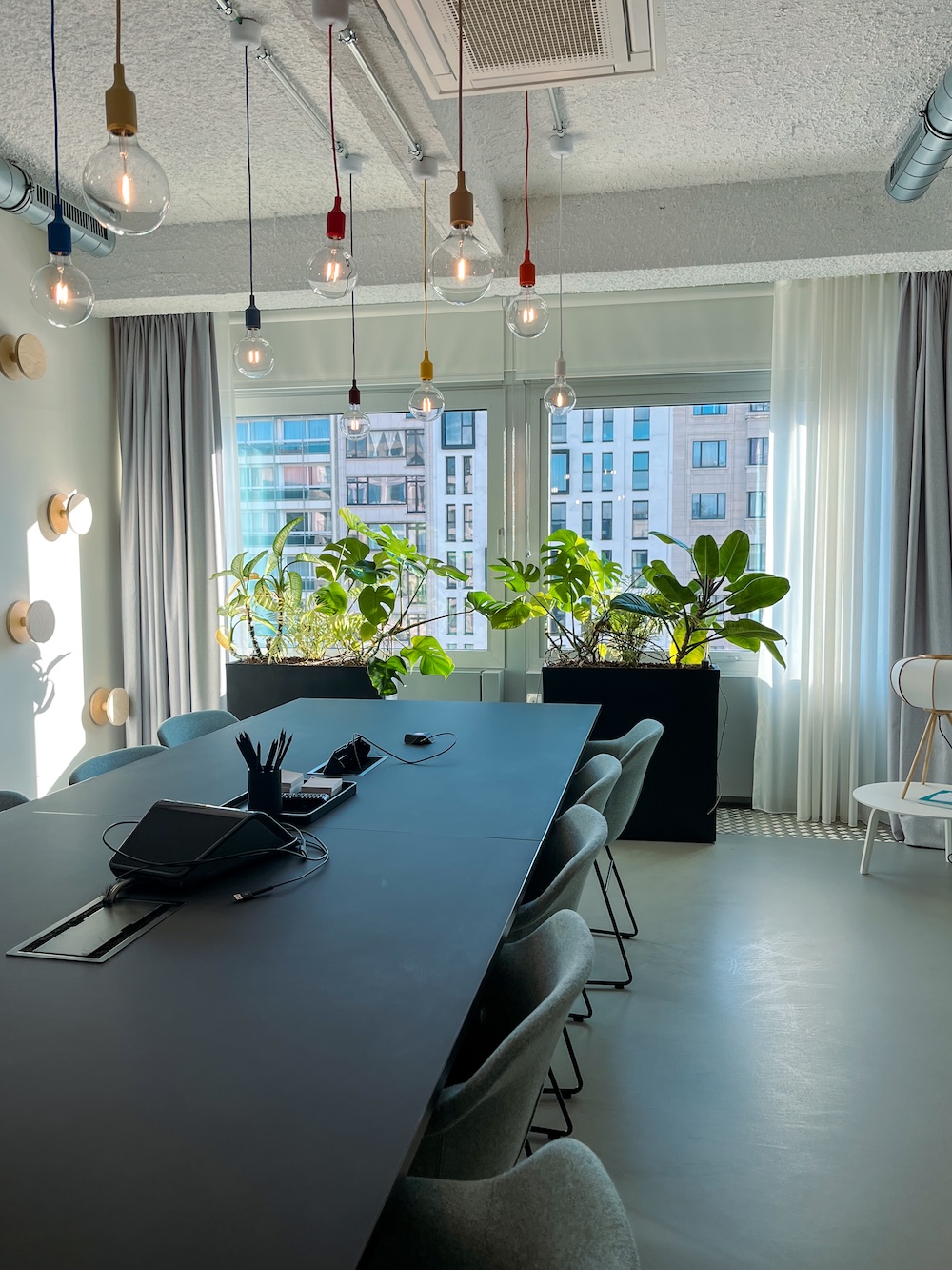 meeting room revenue