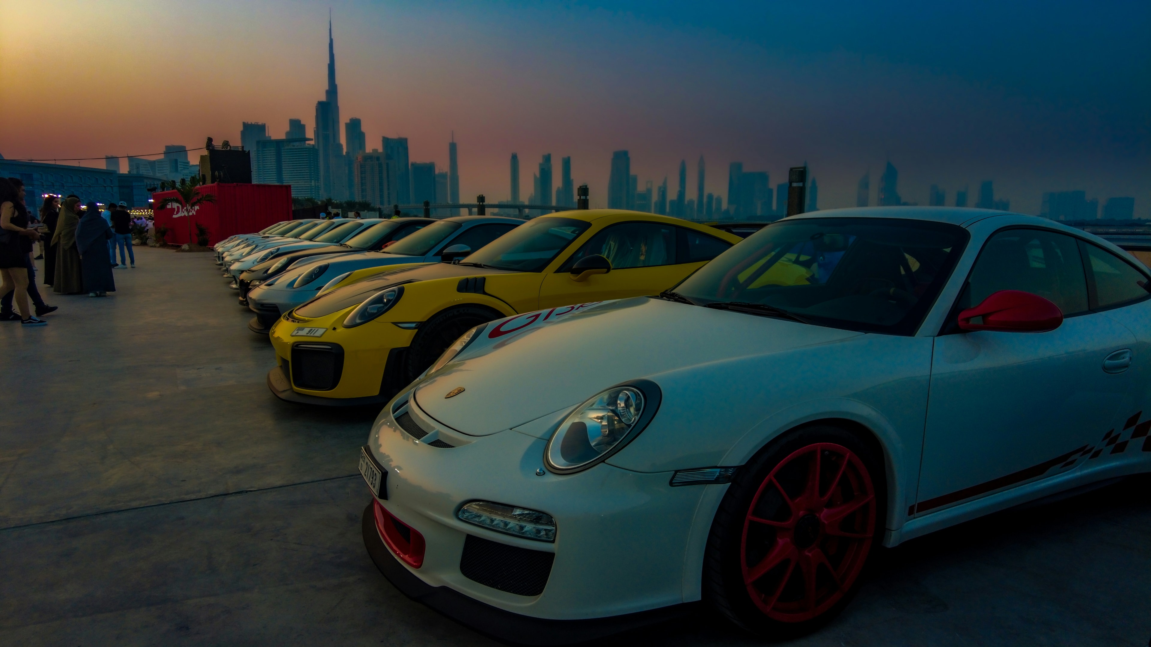 Porsche, Dubai 