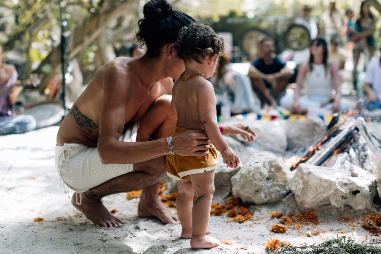 THE CHILDREN. All our work and efforts, our whole evolution is lost if the best part of it is not shown and taught to the little ones. They are the seeds of this new land, of our ways and reality. A beautiful Agenda was put together for them with so much love from so many of you. We thank the team for making it happen: the volunteers, Brook and her team for all their effort, the Ladle family for trusting us, and the PAAX IN HA kids for a fantastic concert.... What a moment! What a lesson!