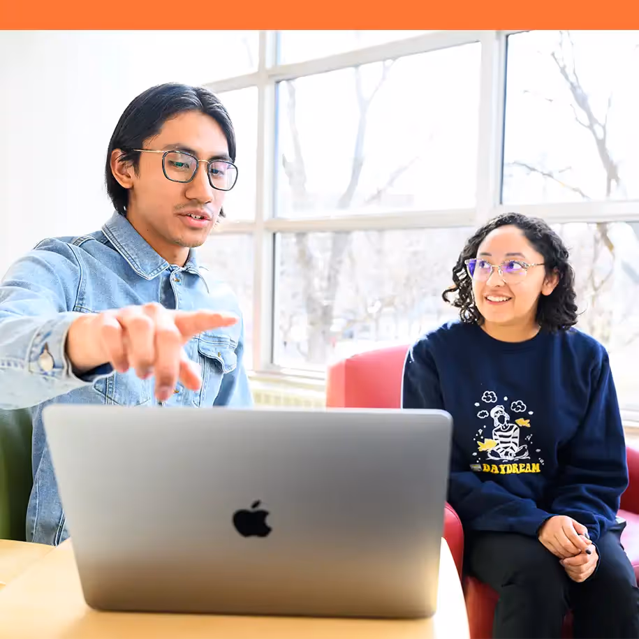 Coach with student | InsideTrack