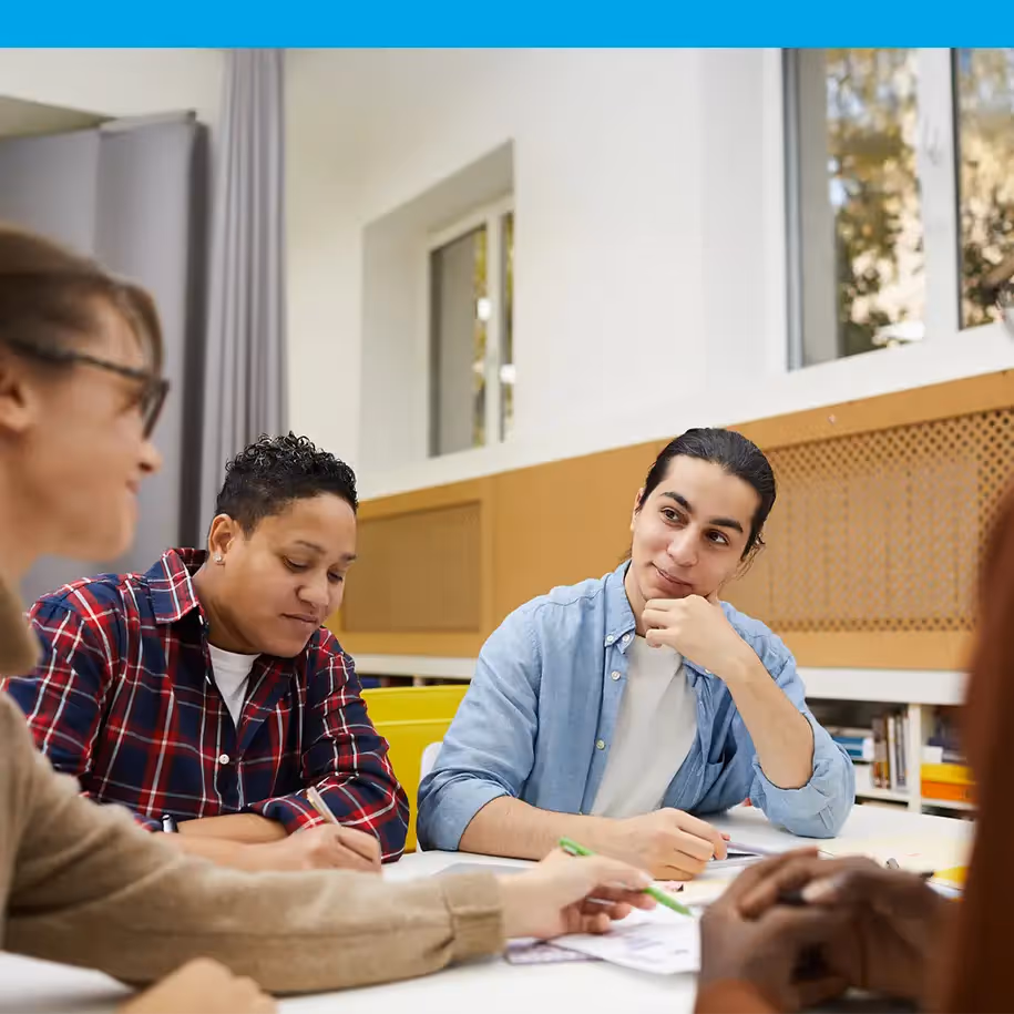 Students talking in a group | InsideTrack