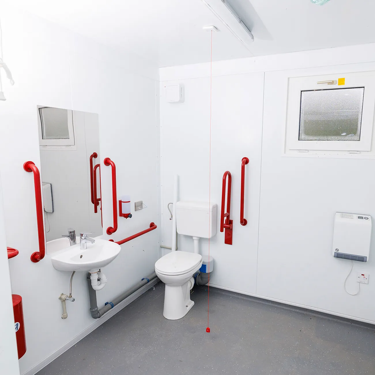 sanitärcontainer barrierefrei