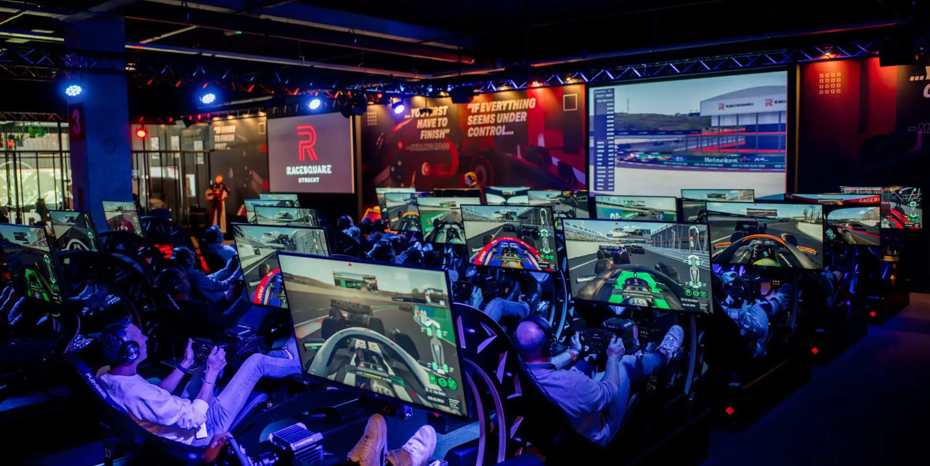Ervaar de spanning van Formule 1 op de professionele simulatoren van RaceSquare