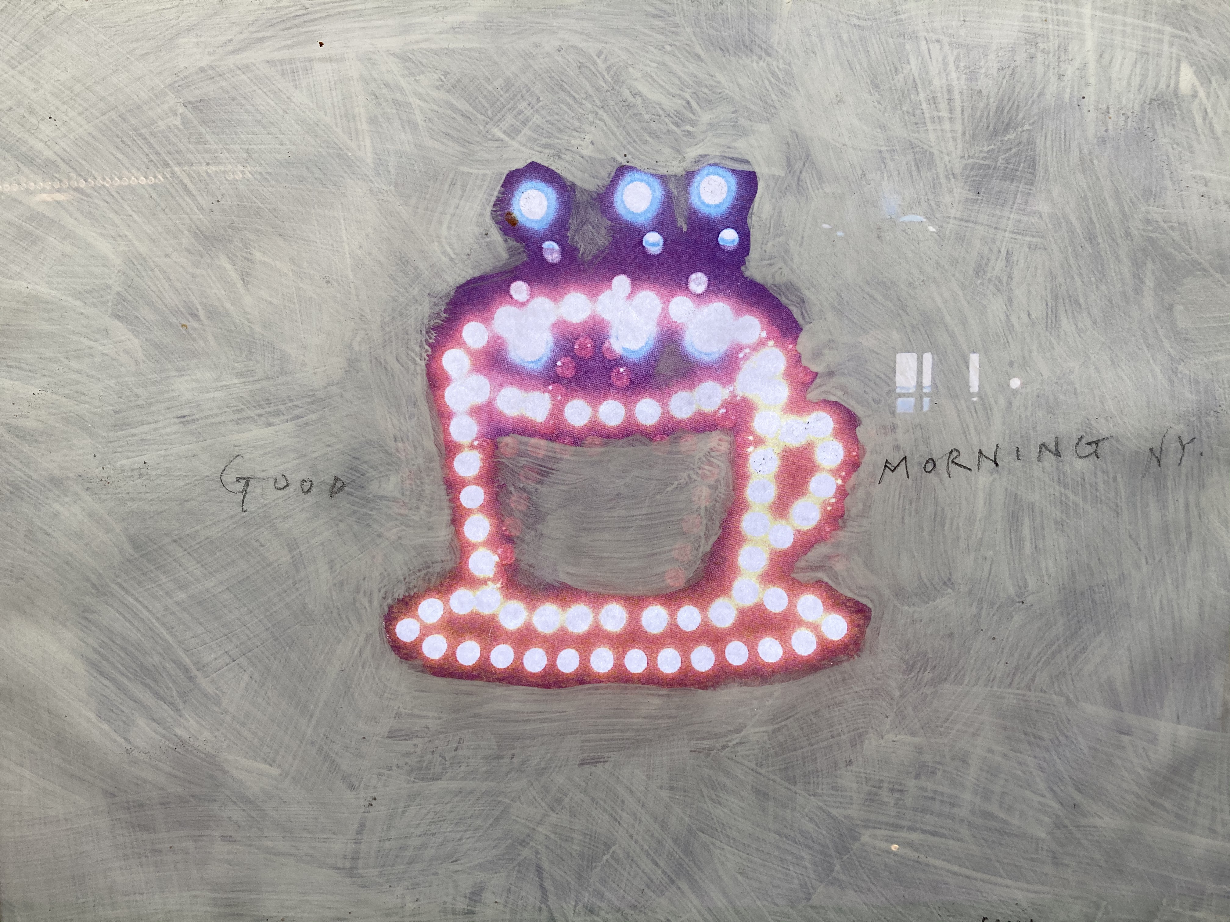 Hinterleuchtete Acrylglasarbeit mit einem stilisierten, leuchtenden Kaffeetassenmotiv aus zahlreichen punktförmigen Lichtpunkten.