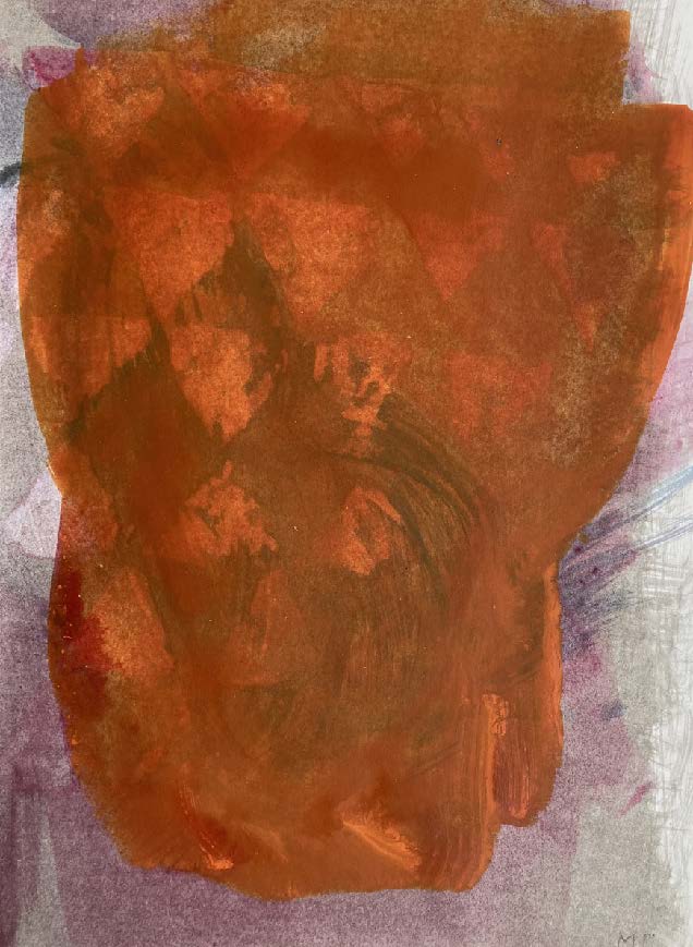 „Redhead“, 08/2025: Abstrakte Malerei auf Papier mit einer großflächigen, organisch geformten Farbfläche in warmen Rot- und Ockertönen. Transparente Schichtungen, sichtbare Pinselbewegungen und unregelmäßige Ränder erzeugen eine dichte, körperhafte Präsenz vor einem kühlen, leicht violettgrauen Hintergrund.