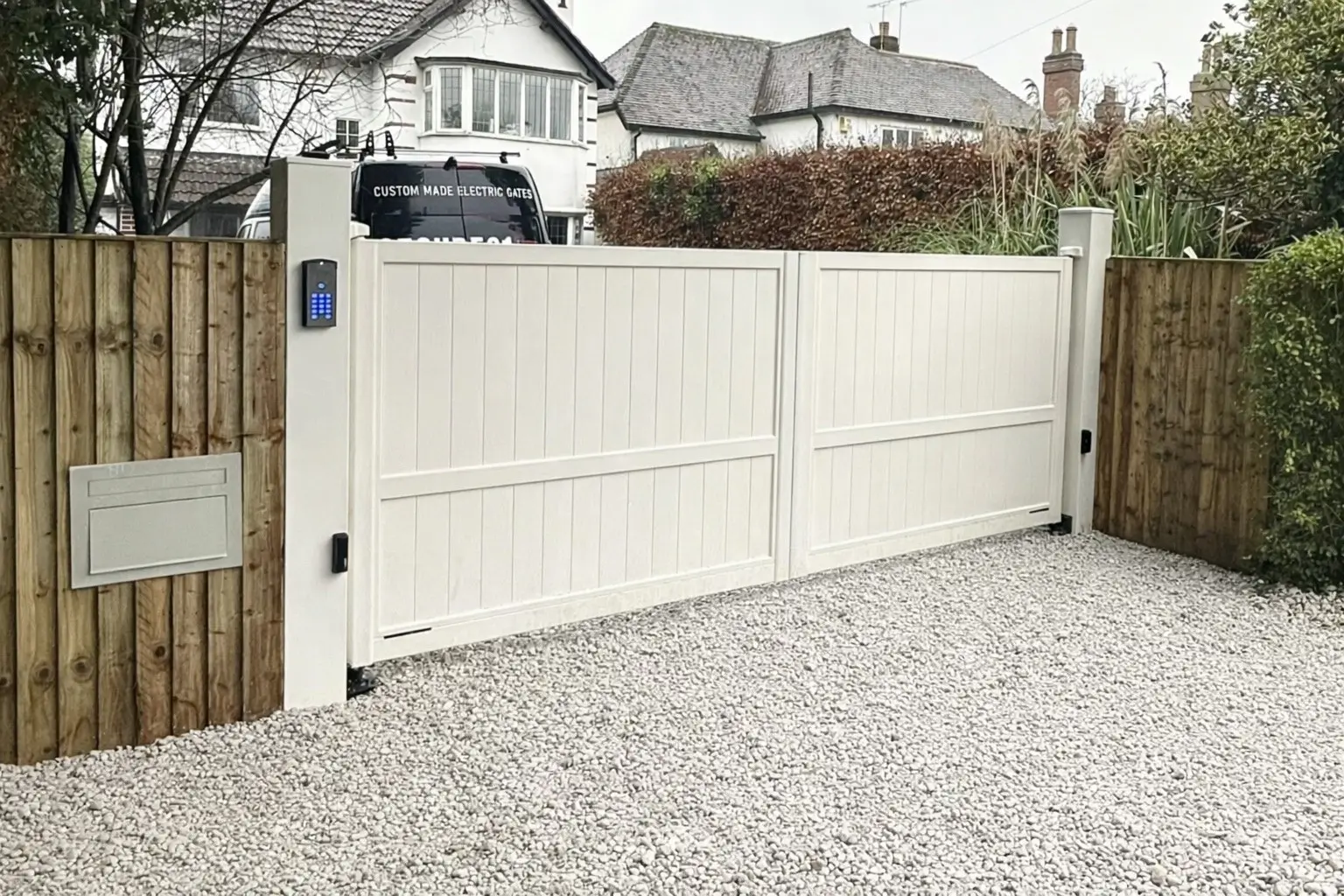 Sliding Drive Gate installer