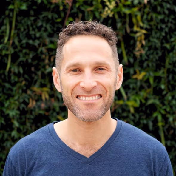 Headshot of Jesse Tandler.