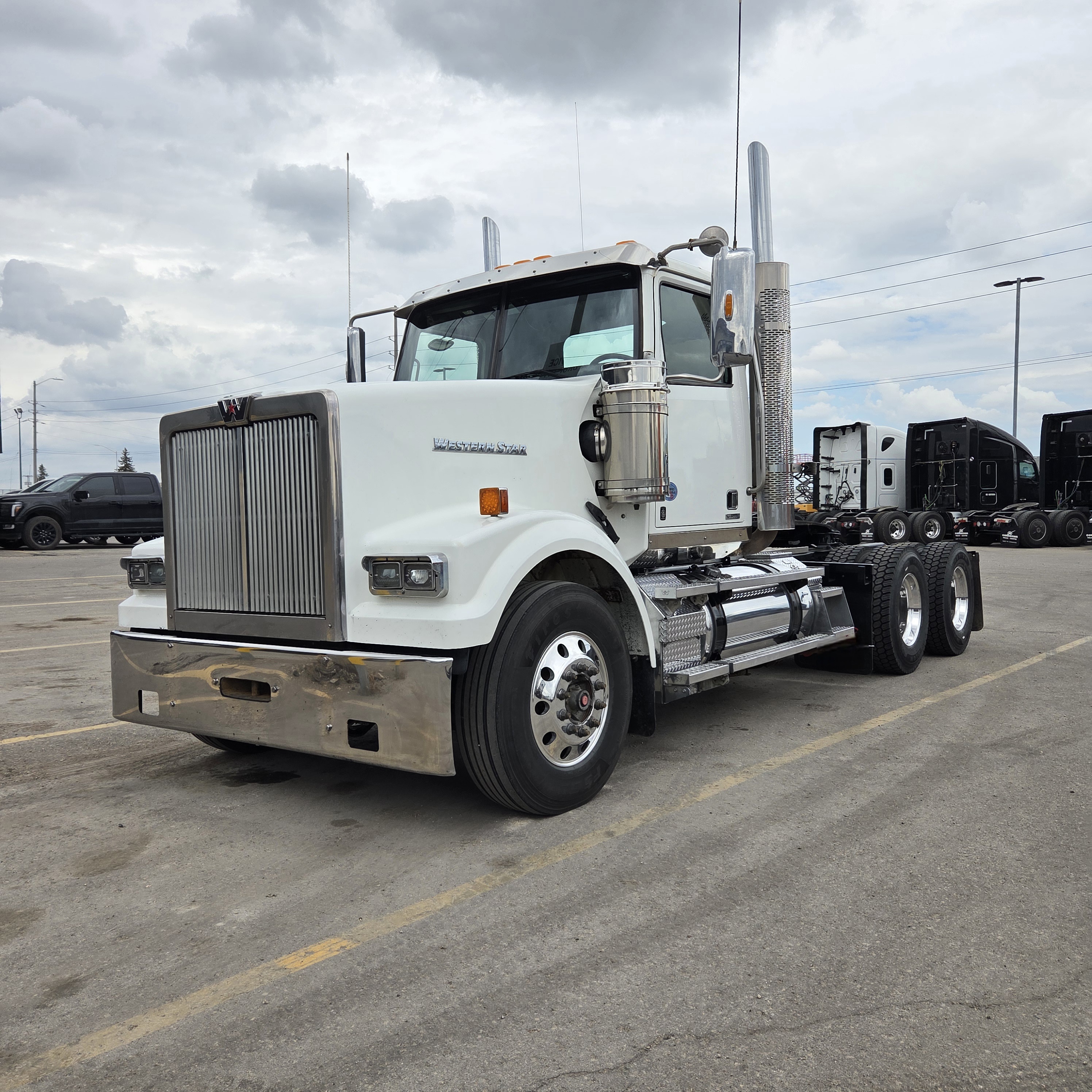 2022 Western Star 4900SF