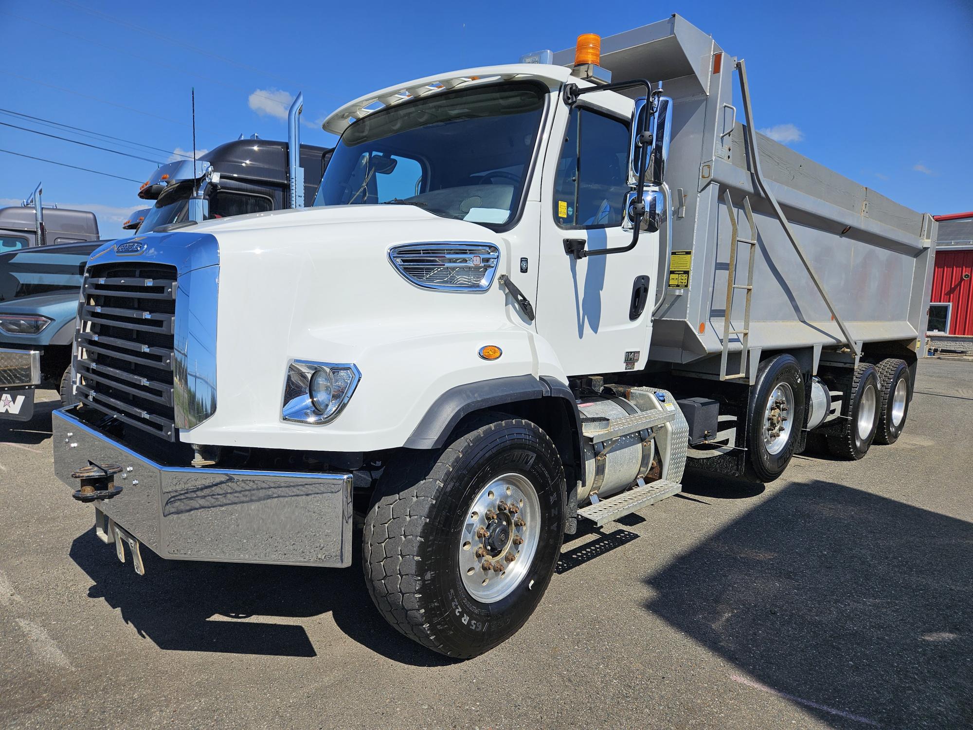 2023 Freightliner 114SD SPIF Dump