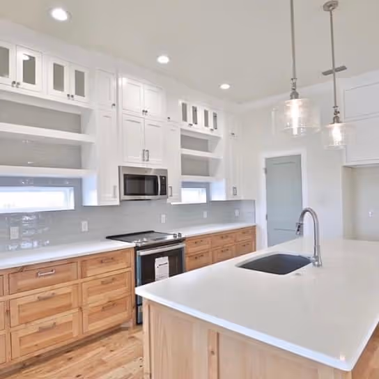 Kitchen bright with island