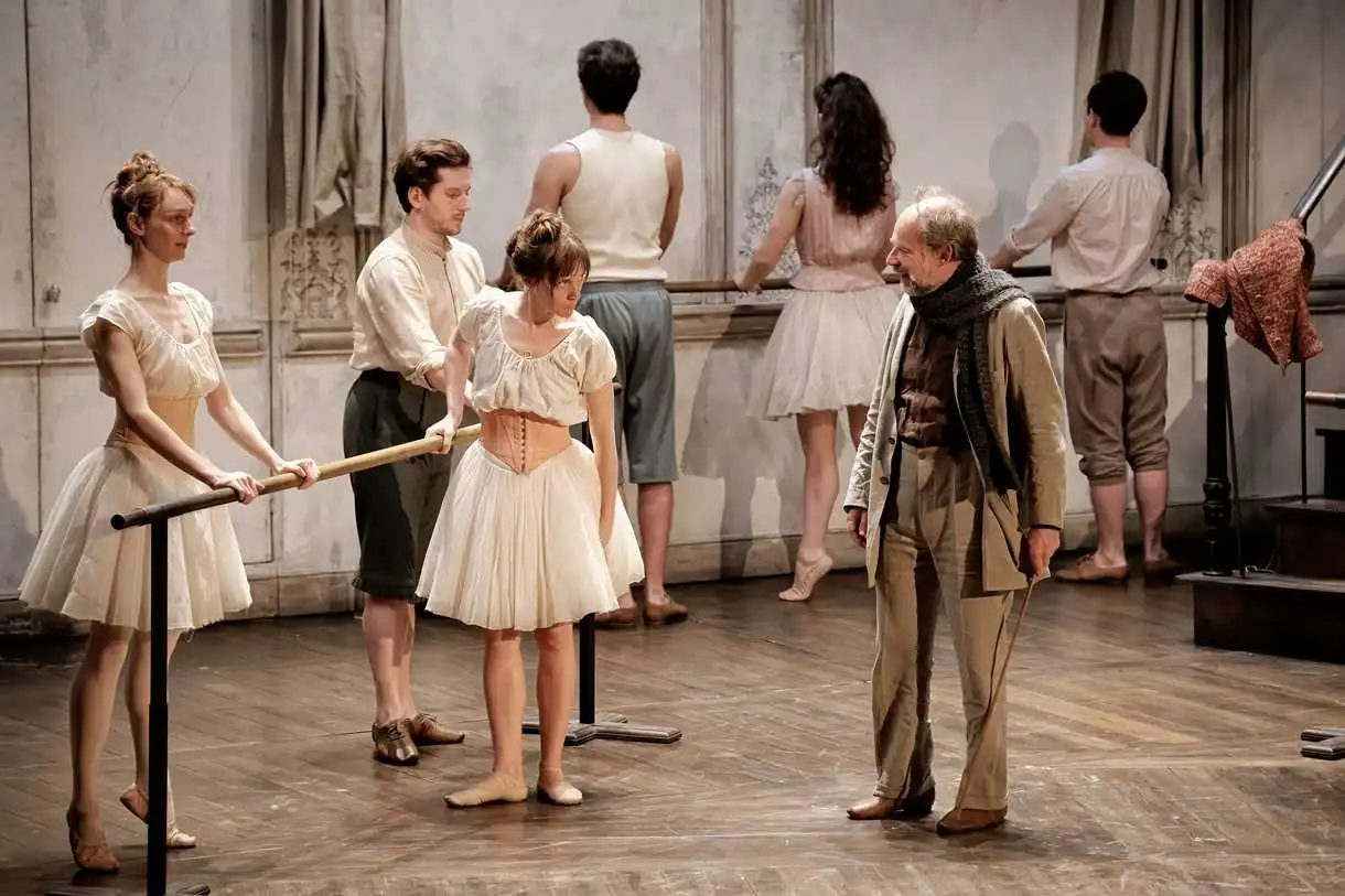 À voir au théâtre : L'Ecole de danse, de Goldoni, à la Comédie-Françai