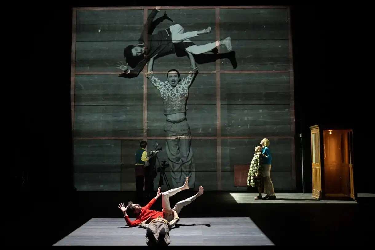 Meilleures pièces de théâtre : Le Suicidé aux Amandiers