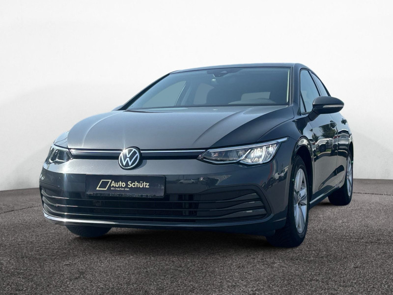 Volkswagen Golf VIII 1.5 TSI Life+NAVI+LED+ACC+PDC+SHZ
