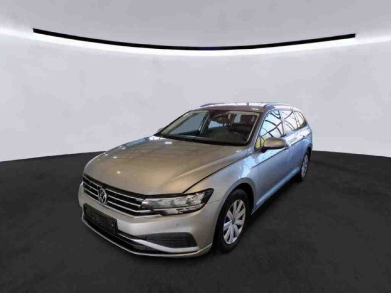 Volkswagen Passat Variant 1.5 TSI Conceptline+NAVI+RFK+LED+PDC+SHZ