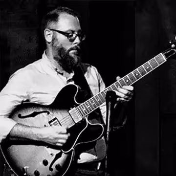 live music at the Harbor Club dinner party