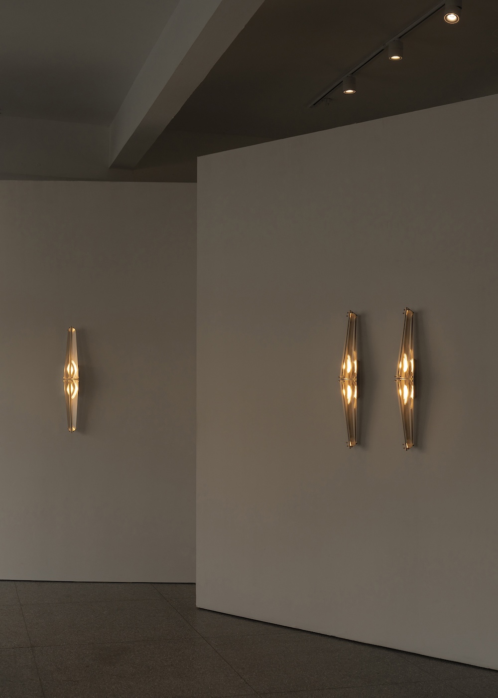 Fragment #9 wall sconce, alternate view 8 - Carlyle Collective
