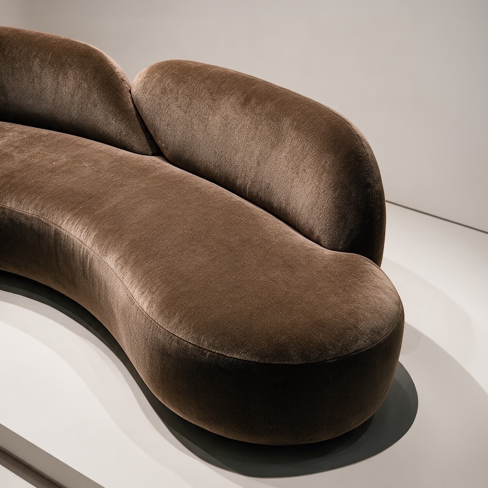 Valerie sofa, alternate view 5 - Carlyle Collective
