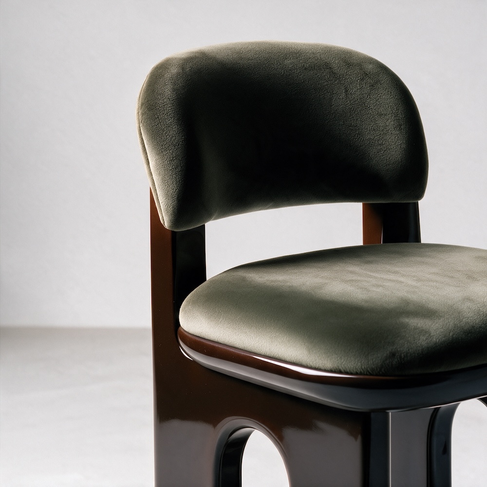 Sable stool, alternate view 5 - Carlyle Collective