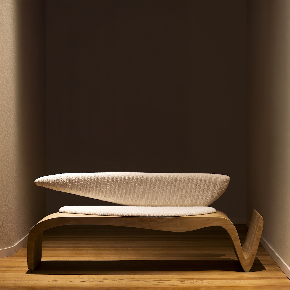 Mel bench, alternate view 5 - Carlyle Collective