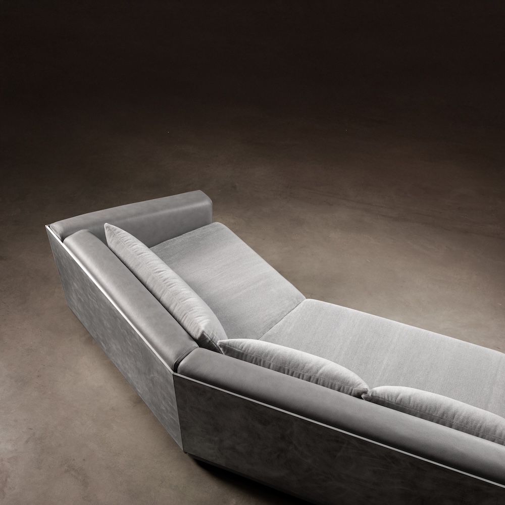 Kirk Gris sofa, alternate view 6 - Carlyle Collective