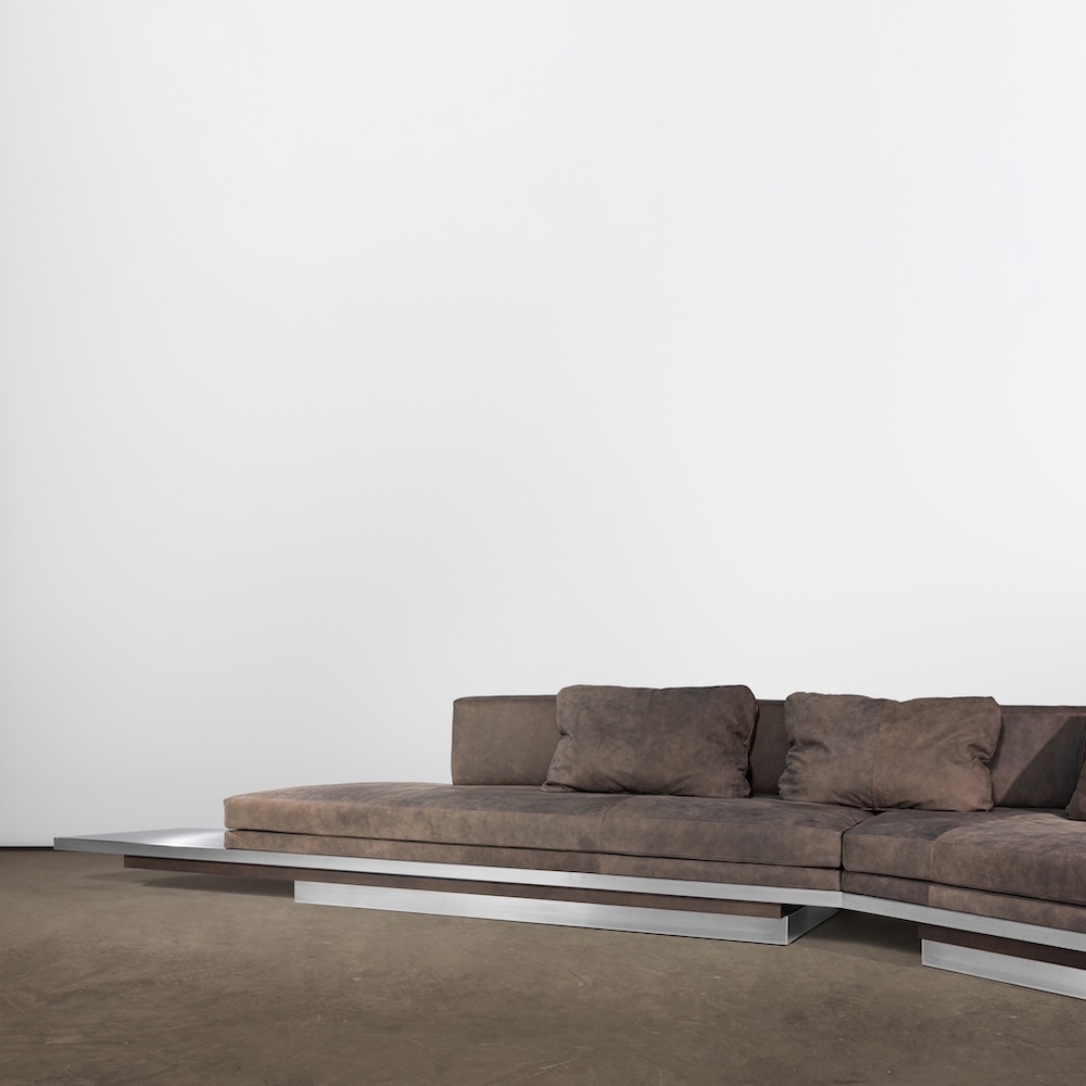 Howard sofa, alternate view 18 - Carlyle Collective