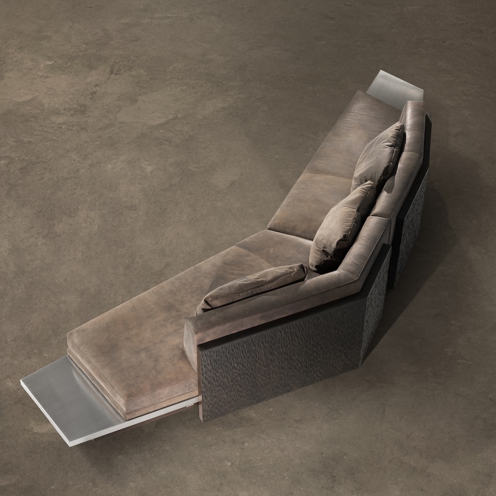 Howard sofa, alternate view 10 - Carlyle Collective