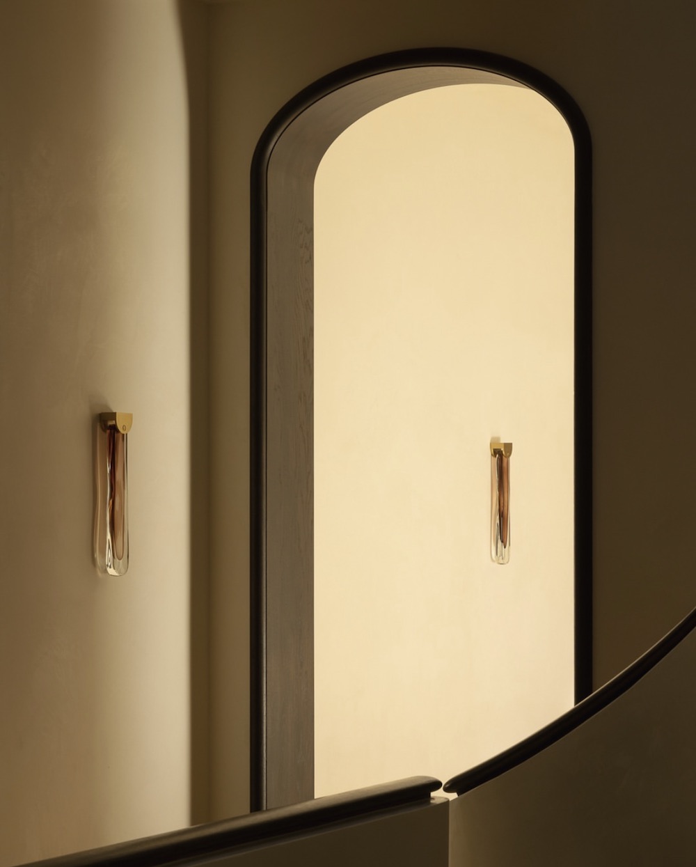 Slab wall sconce, alternate view 3 - Carlyle Collective
