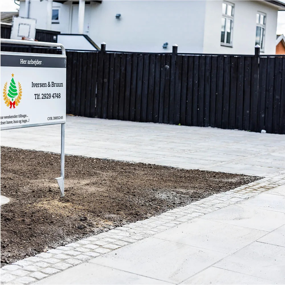 Nyanlagt belægning.