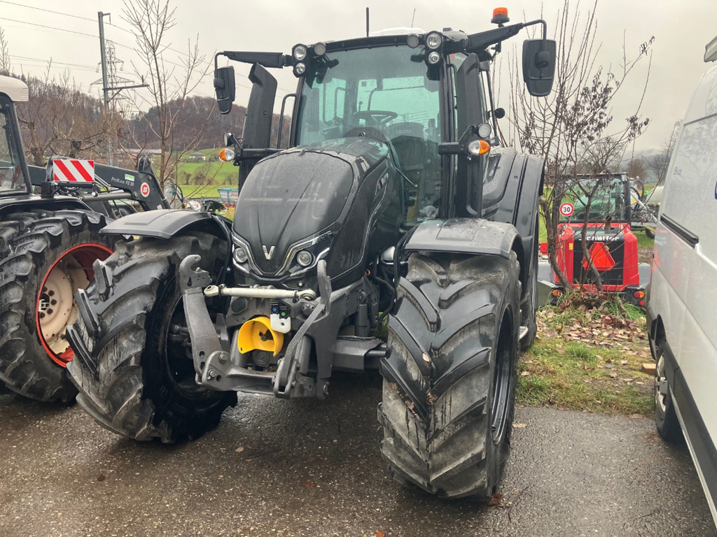 Valtra N 175 Direct mit Rückfahreinrichtung