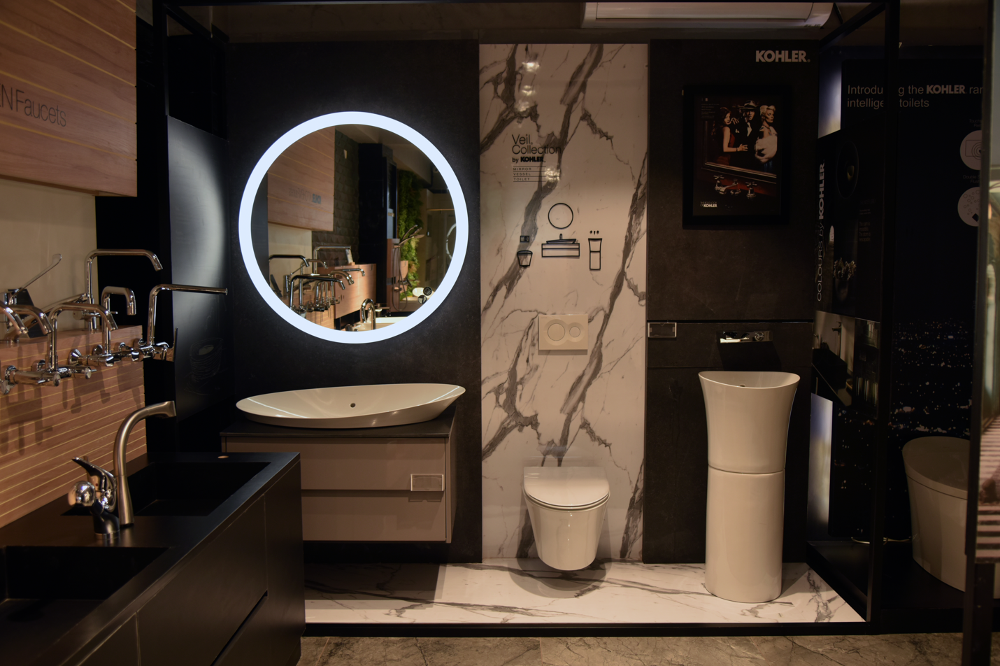  Small Bathroom Tiles Design