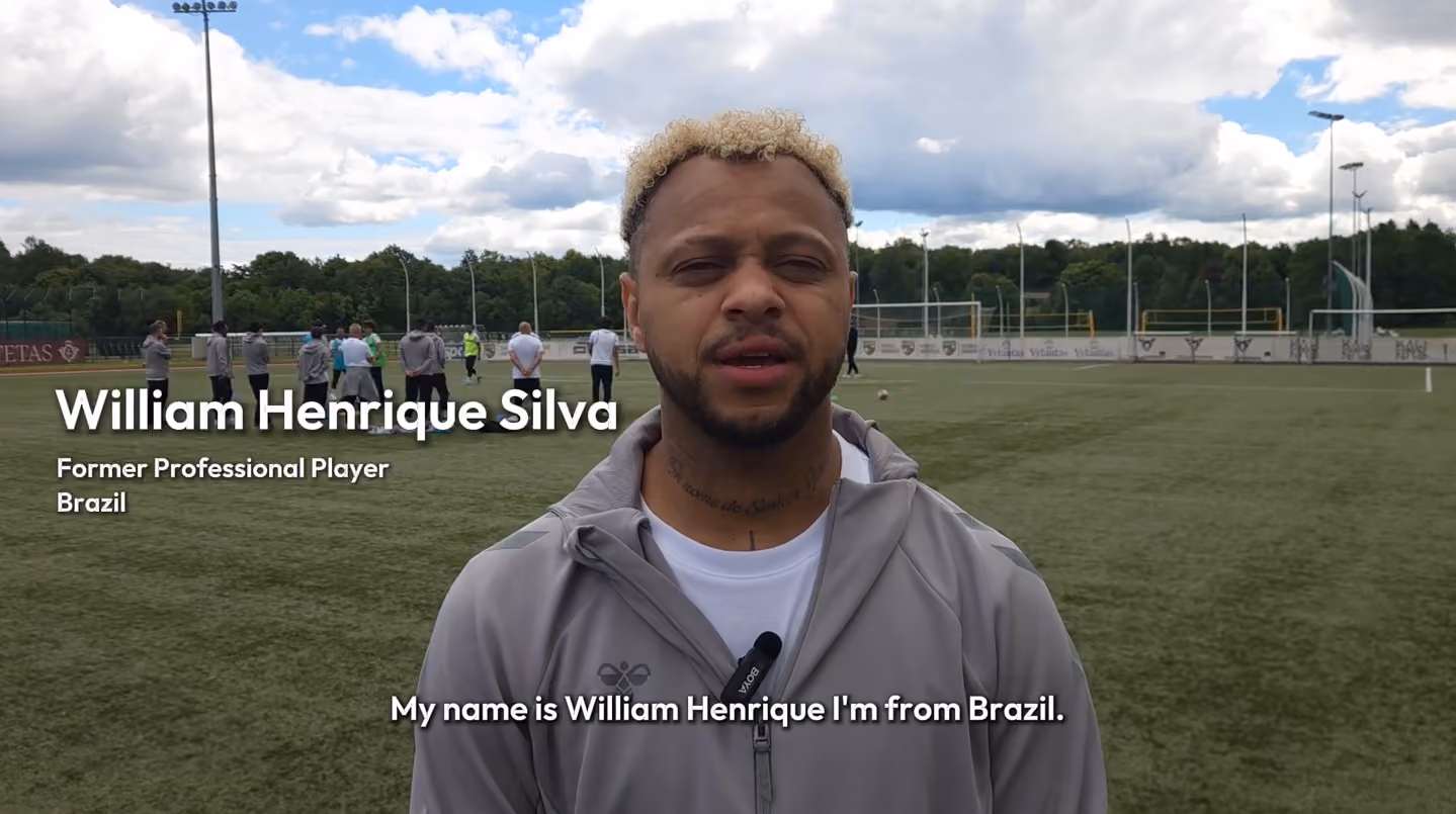 Young player on a soccer pitch talking about the Coachbetter Coach Education