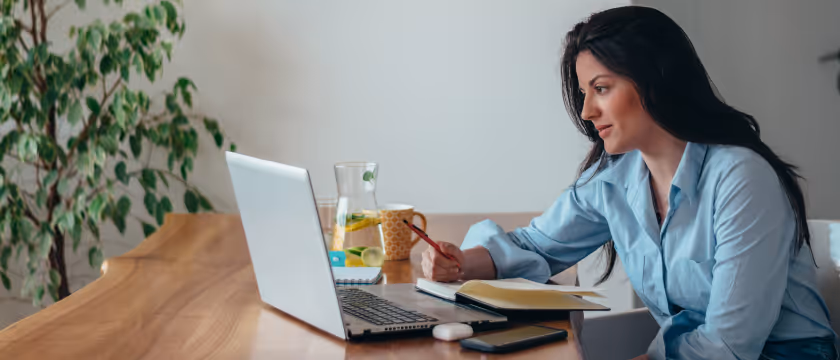 Dipendente che lavora da remoto