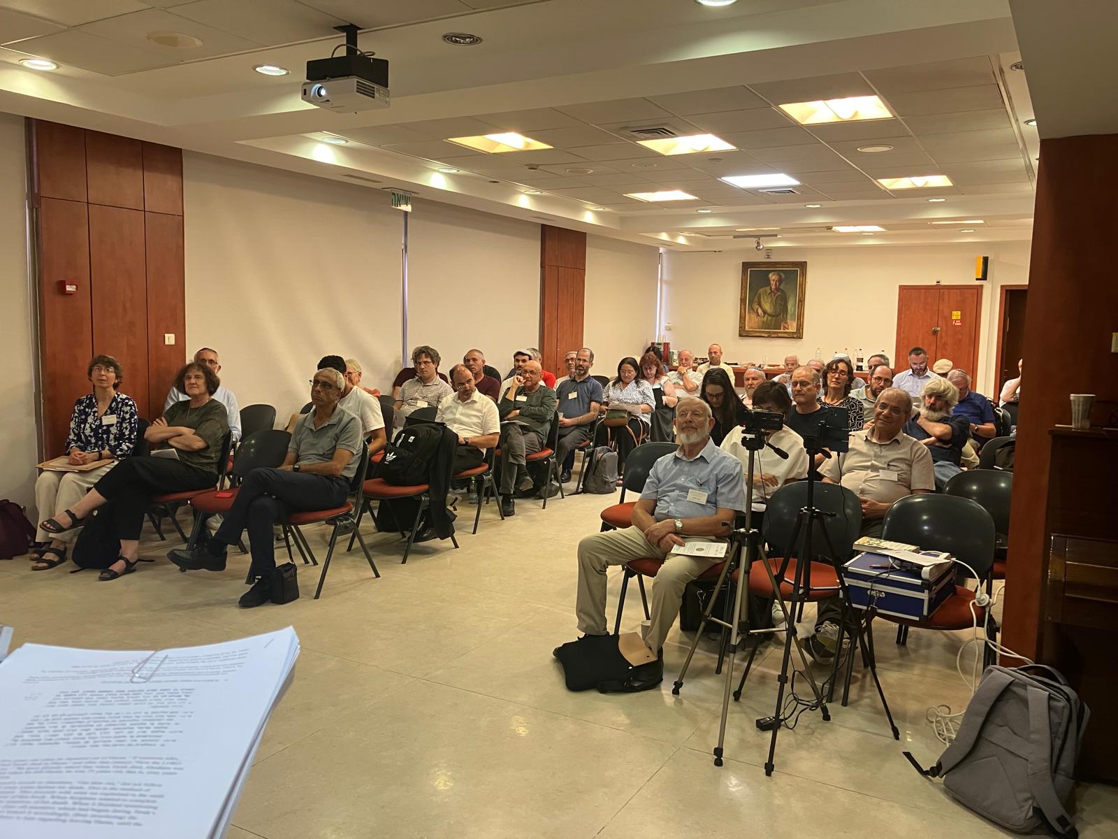 הכינוס הבא של החברה לחקר התרבות הערבית-היהודית של ימי הביניים יתקיים באוניברסיטת בן-גוריון בנגב, ב-28--31 ביולי, 2025 (שבוע לפני הקונגרס העולמי למדעי היהדות). נושא מרכזי לכנס יהיו תרגומים (אף שכבעבר, אפשר יהיה להרצות גם על נושאים אחרים). ככלל, שפת ההרצאות תהיה עברית (אך גם אנגלית אפשרית, למי שיעדיפו זאת). להרשמה, אנא שלחו את נושא ההרצאה ותקציר בעברית ובאנגלית (עד 200 מלים) אל sarah.stroumsa@mail.huji.ac.il 