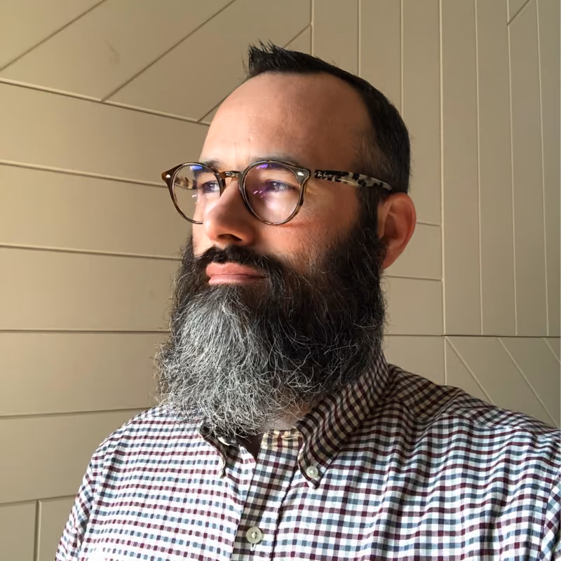 York Aspacher headshot
