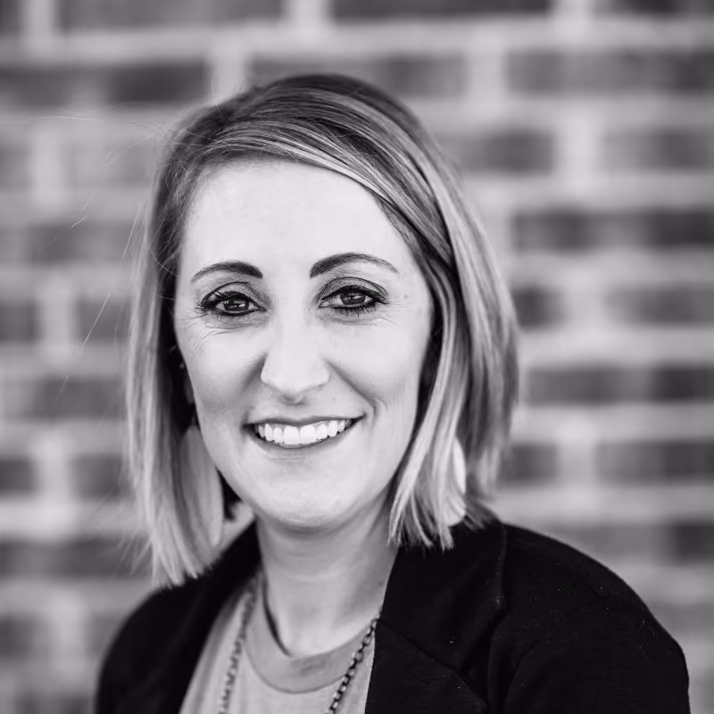 Megan Taylor headshot