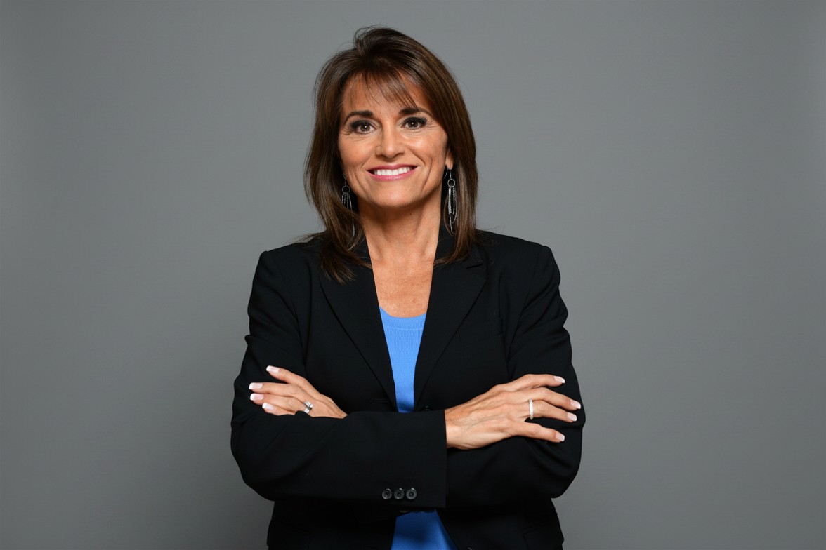 Elizabeth "Liz" White