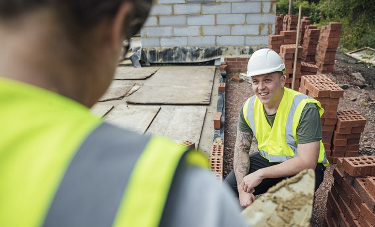 Managing Site Behaviour with Red and Yellow Cards