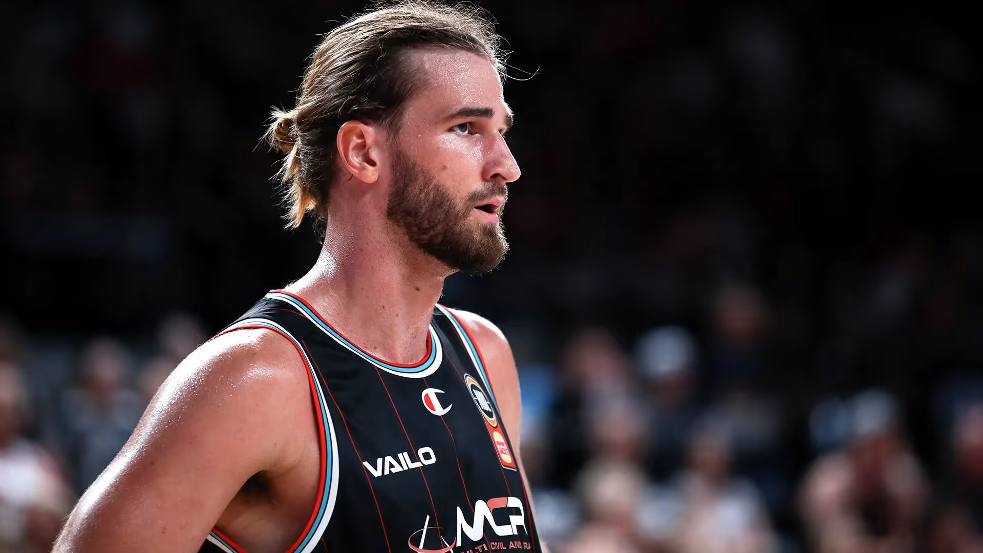 Lowery labels Hawks ‘too small’