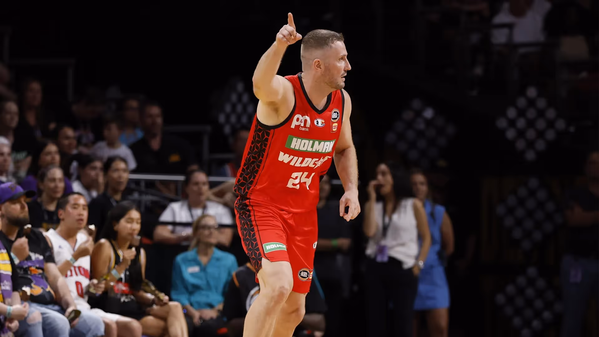 Wildcats dominate Kings in Sydney