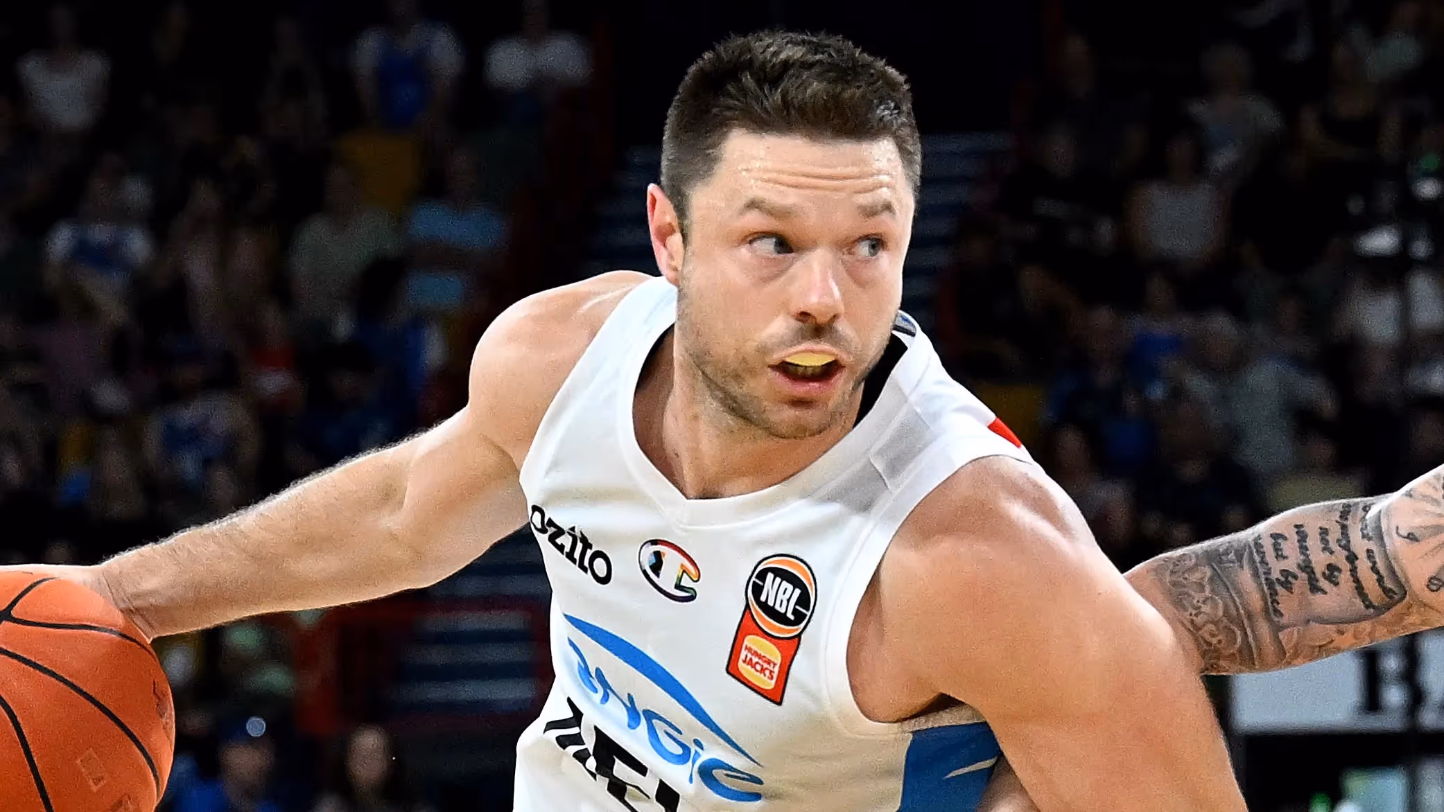 Is United hesitant on keeping Delly?