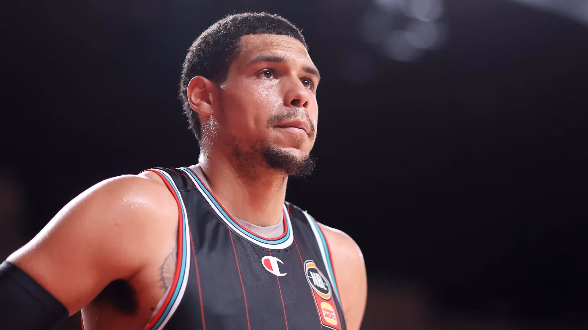 Insatiable Hawks put away Breakers