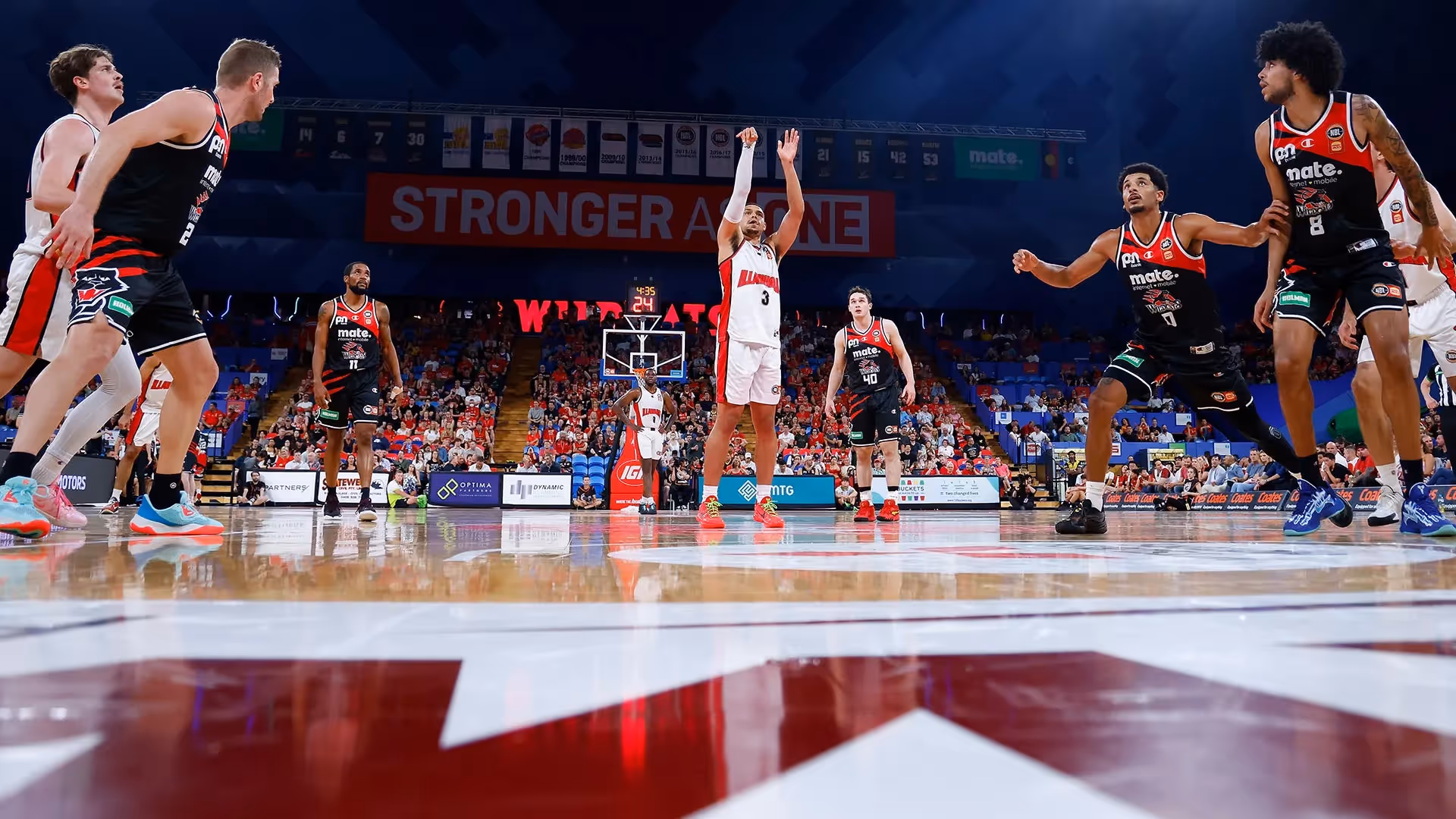 Hawks dig deep for big win in Perth