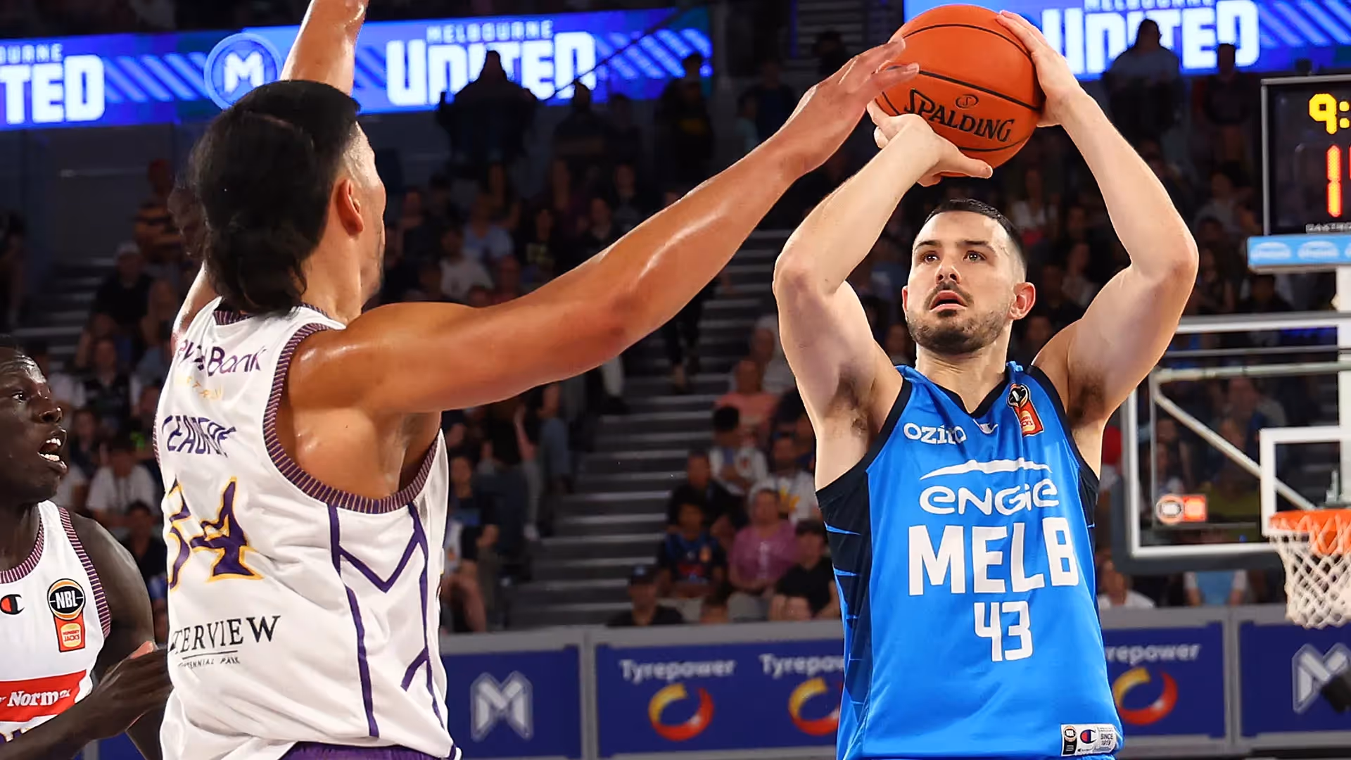 Goulding keeps rolling in win over Kings