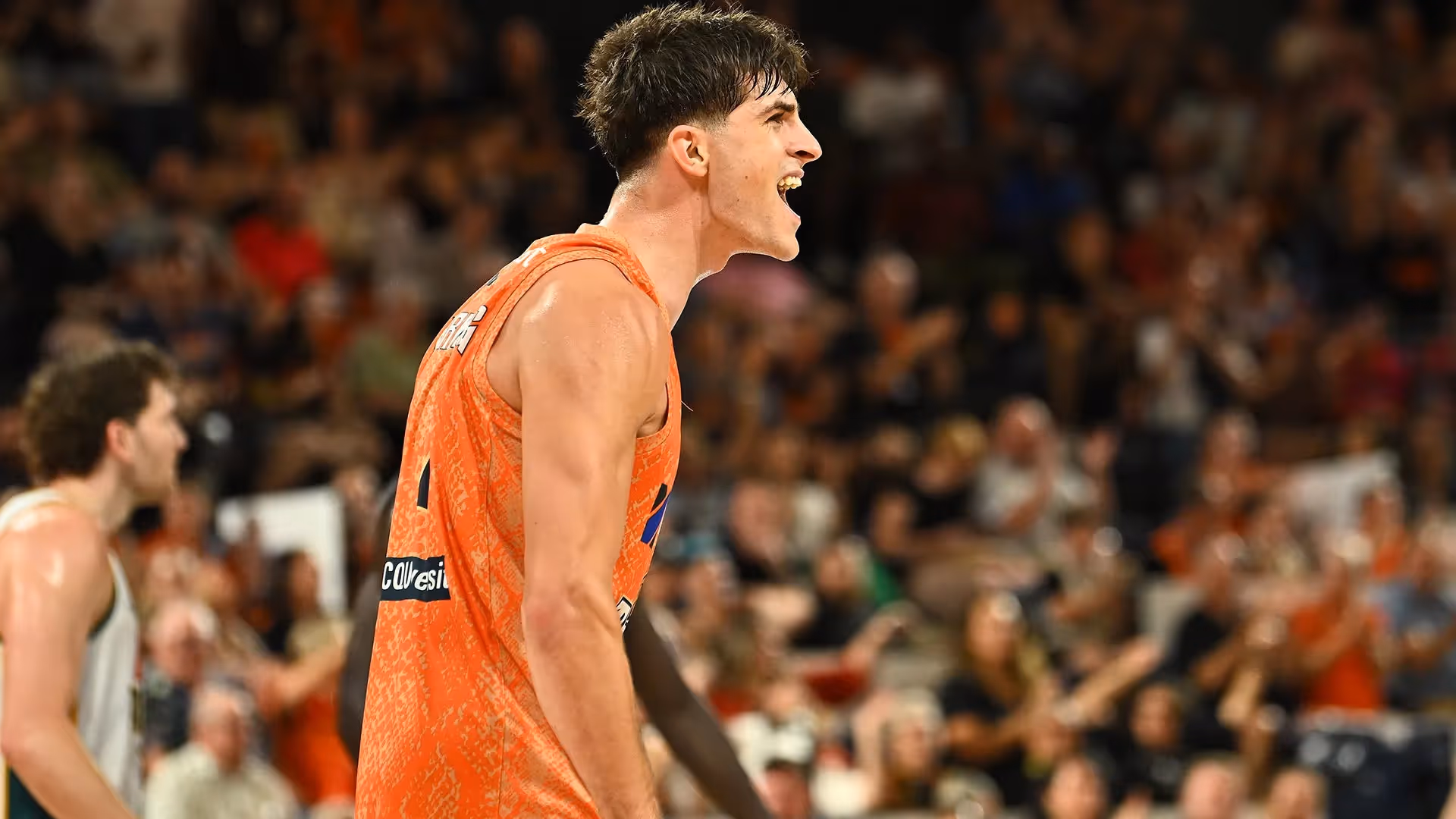 Snakes hold off JackJumpers for home win