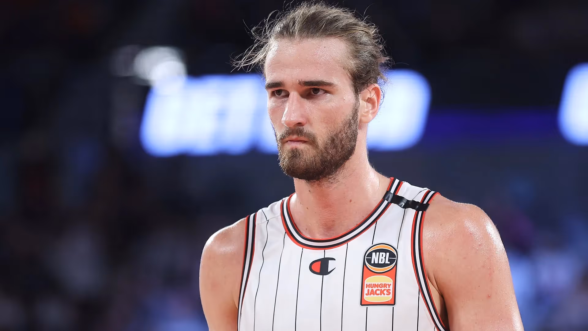 Hawks bigs shine in first-up win