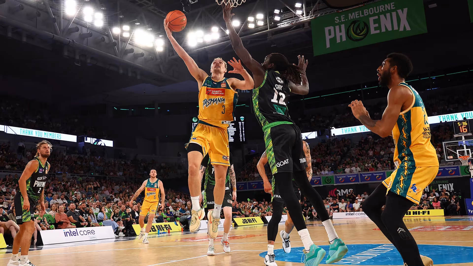 JackJumpers hammer increasingly shorthanded Phoenix